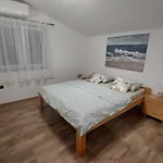 Forest Queen Appartement *